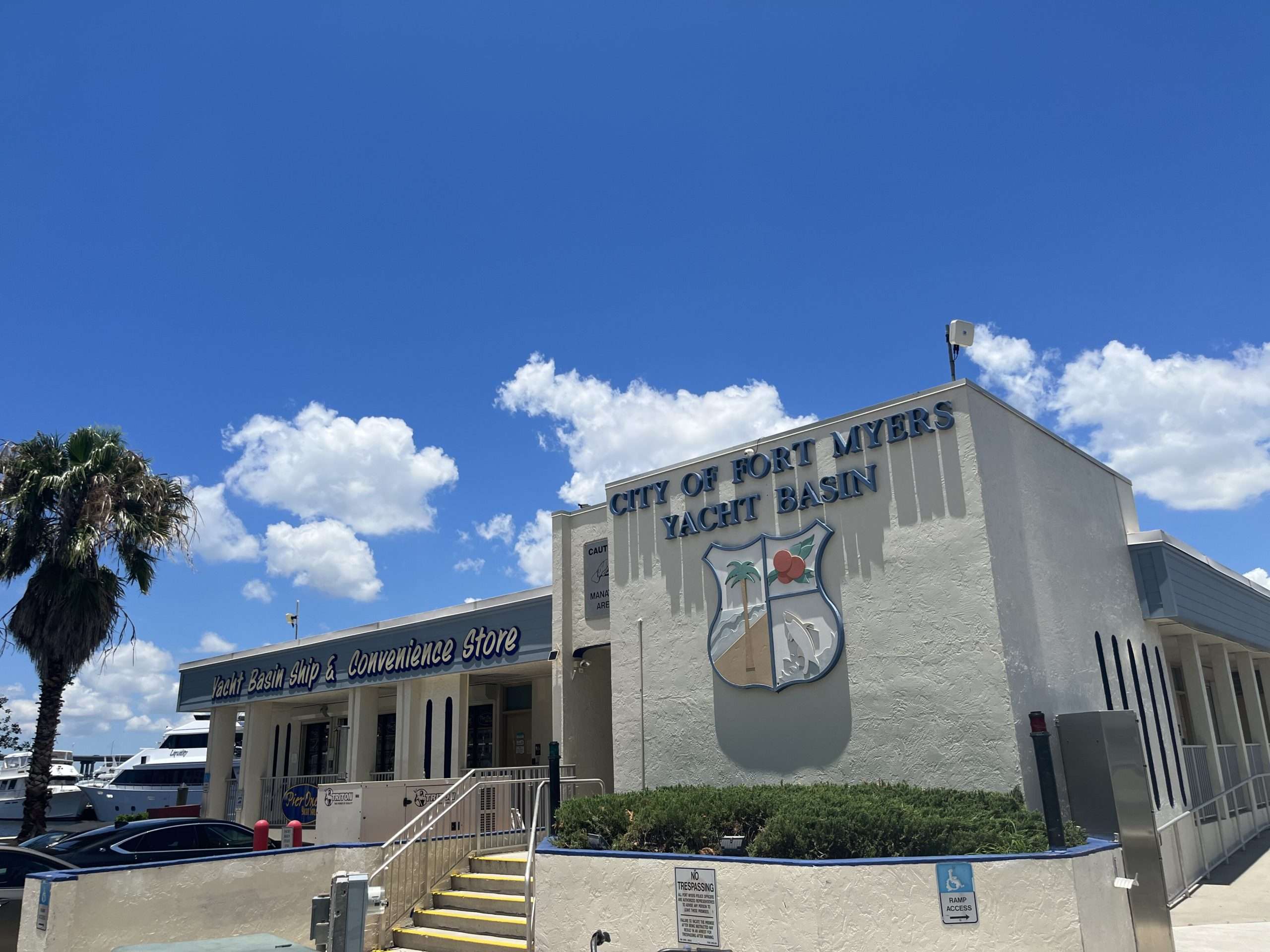 Fort Myers Yacht Basin