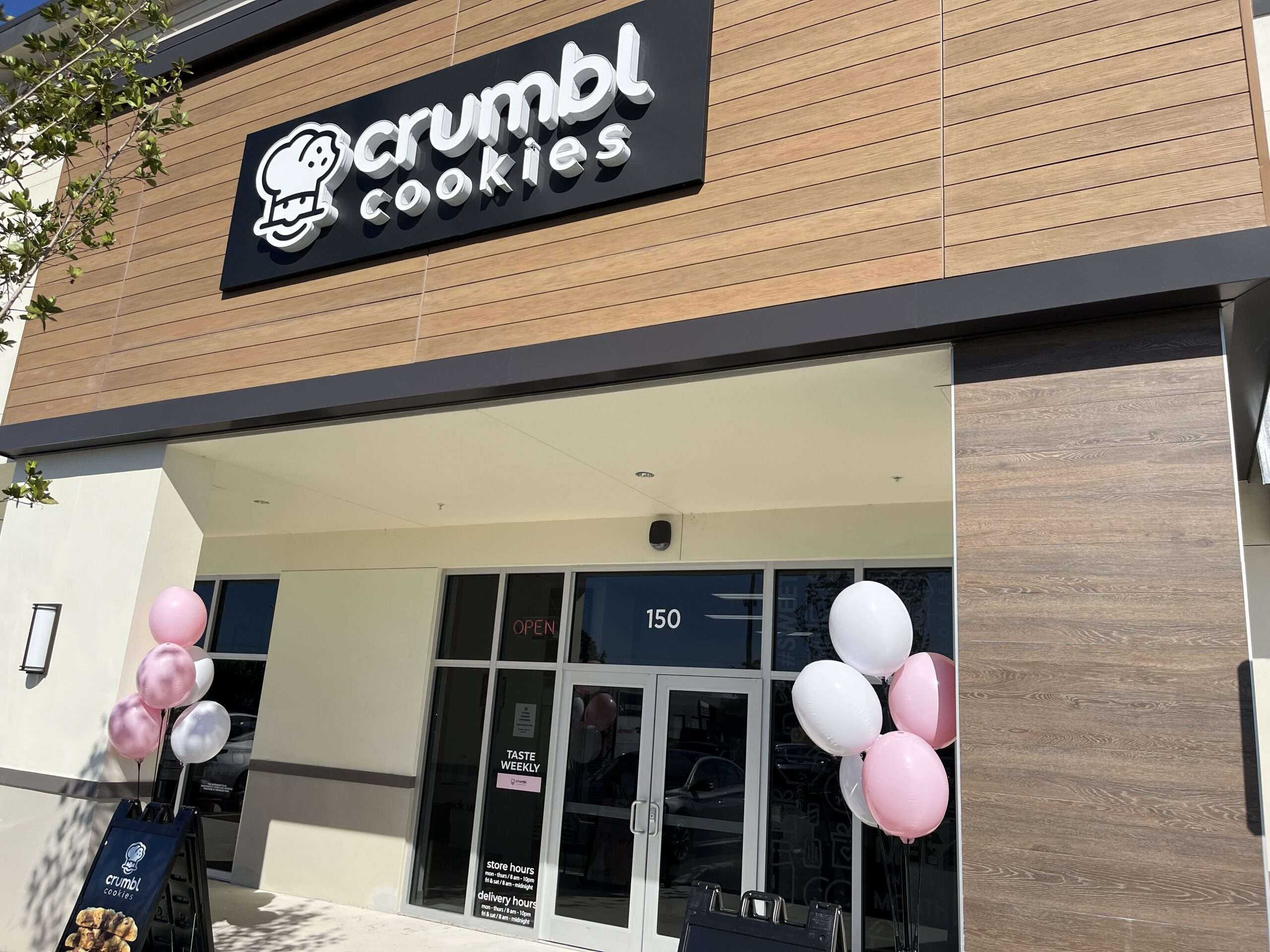 Crumbl Cookies in Cape Coral