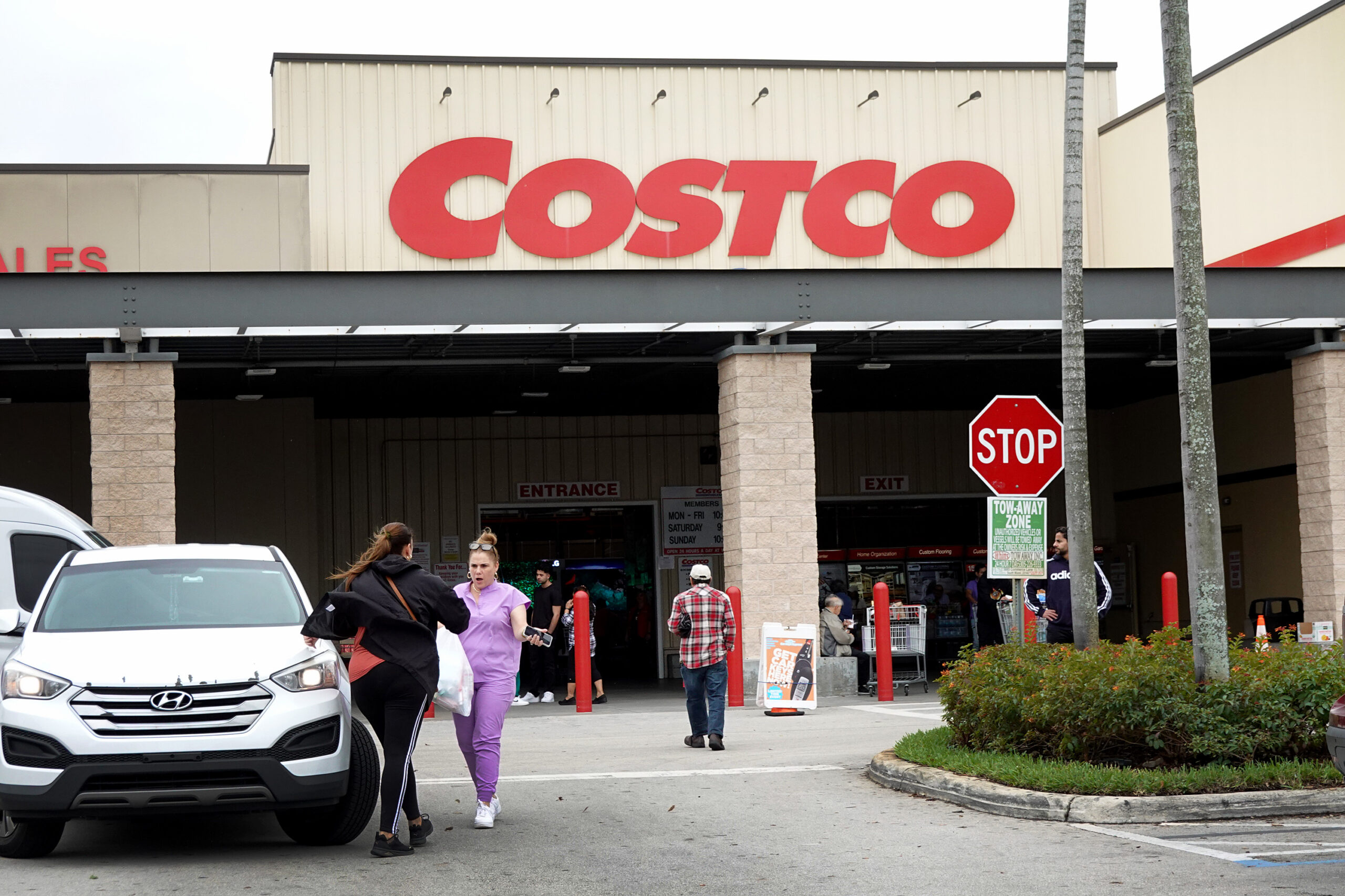 Costco grocery store