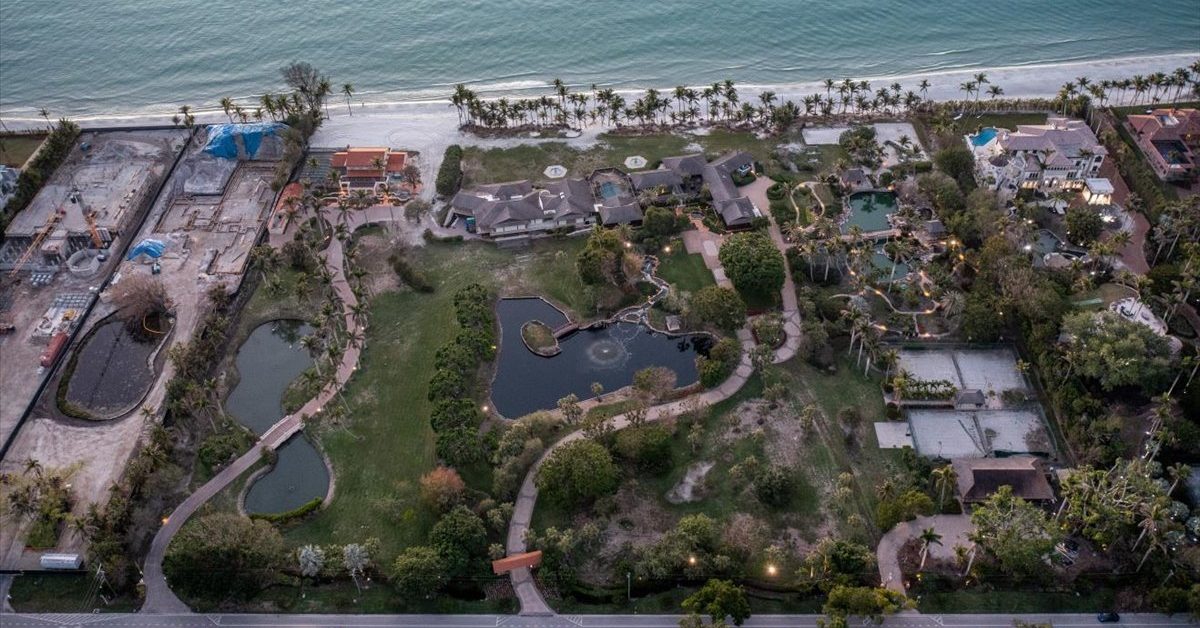 16-2170, 2200, 2340 Gordon Dr. Naples, FL 34102-16.21