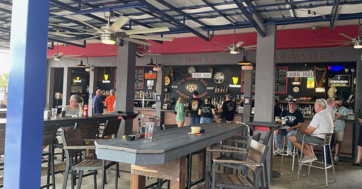 Celtic Ray outdoor bar