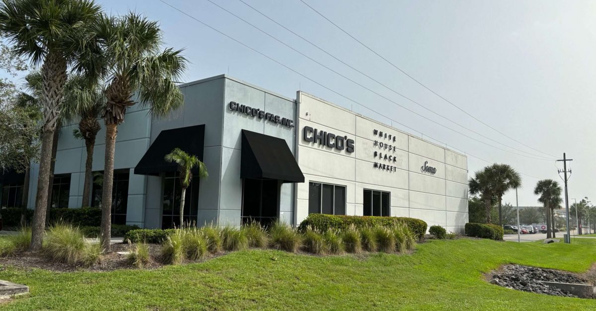 Chicos Fort Myers9727
