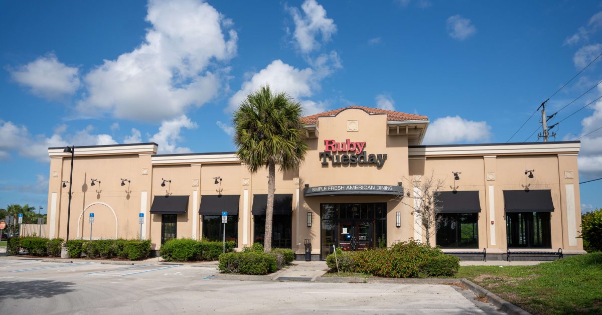 Wawa replacing Rub Tuesday in Estero
