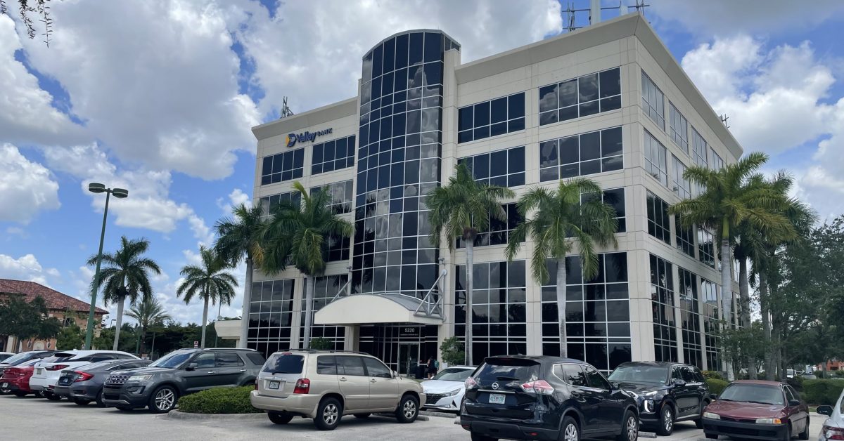 Fort Myers buidling