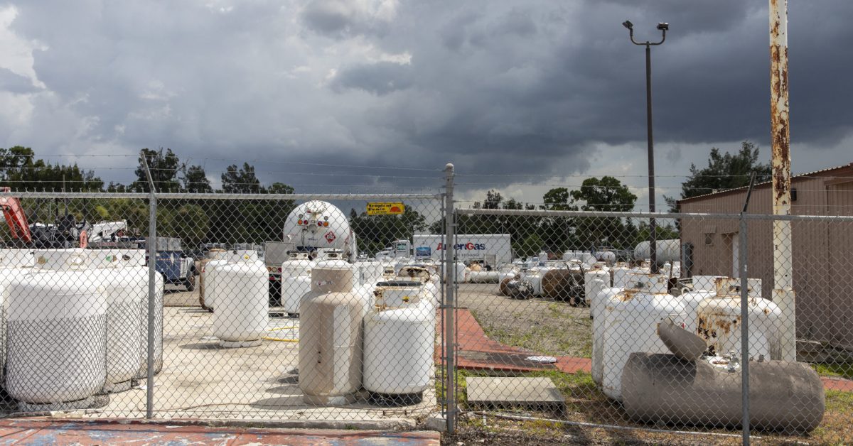 Industrial Outdoor Storage sites Fort Myers-credit-Evan-Williams2991