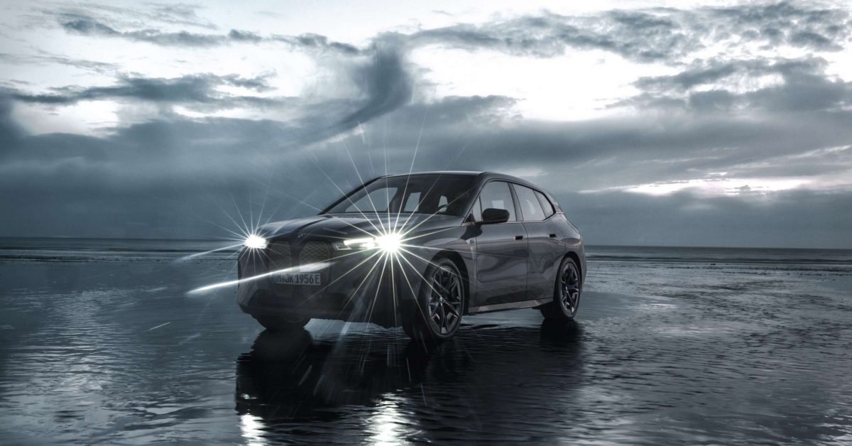 iX M60 courtesy of BMW USA_P90446808_highRes